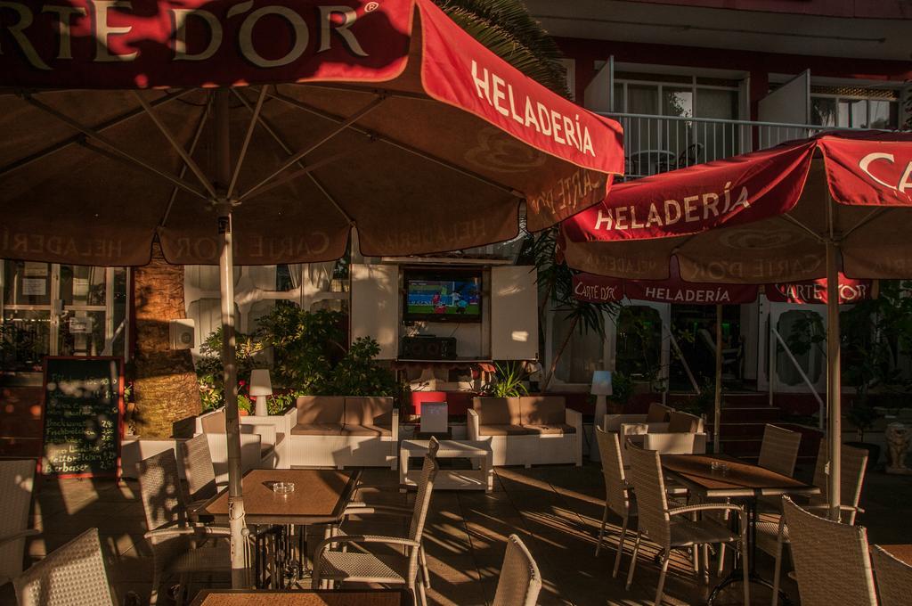 Hostal Alce Playa de Palma  Exterior photo